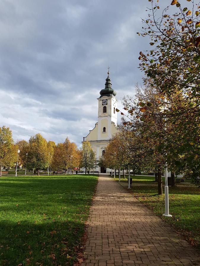 St. Hubert Hunting Lodge Огулин Екстериор снимка